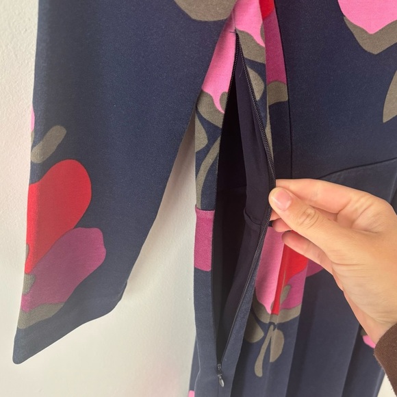 Boden Irene Ponte Dress Navy Blue Pink Red Floral Knee Length 3/4 Sleeve Preppy - Picture 7 of 10